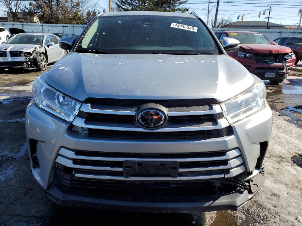 2018 TOYOTA HIGHLANDER - Фото 5