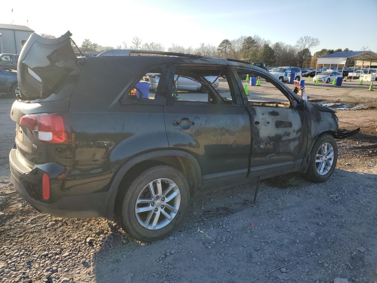 2014 KIA SORENTO LX - Фото 3