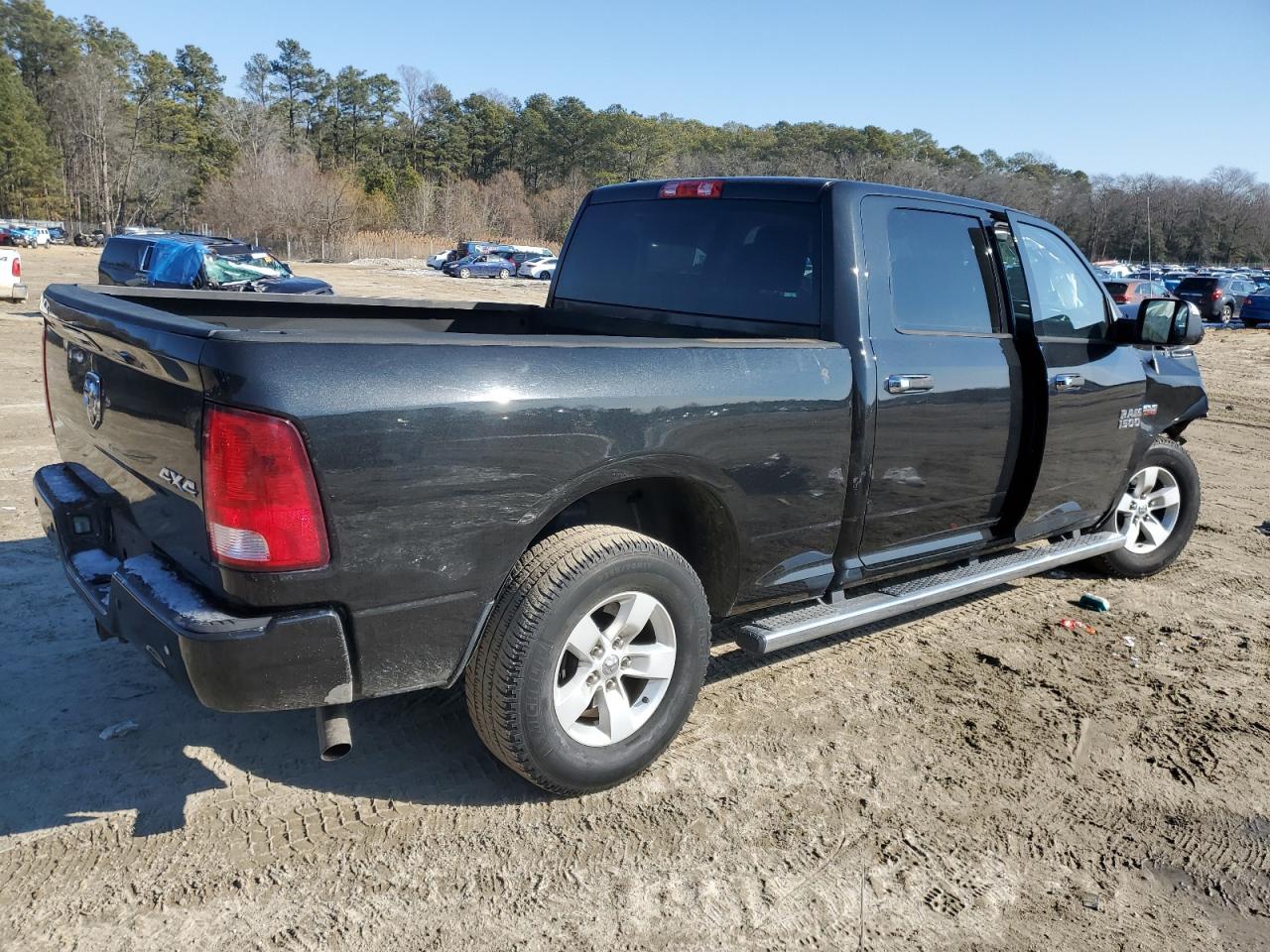 2015 RAM 1500 ST - Image 3