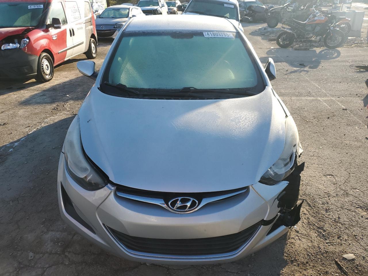 2015 HYUNDAI ELANTRA SE - Фото 5