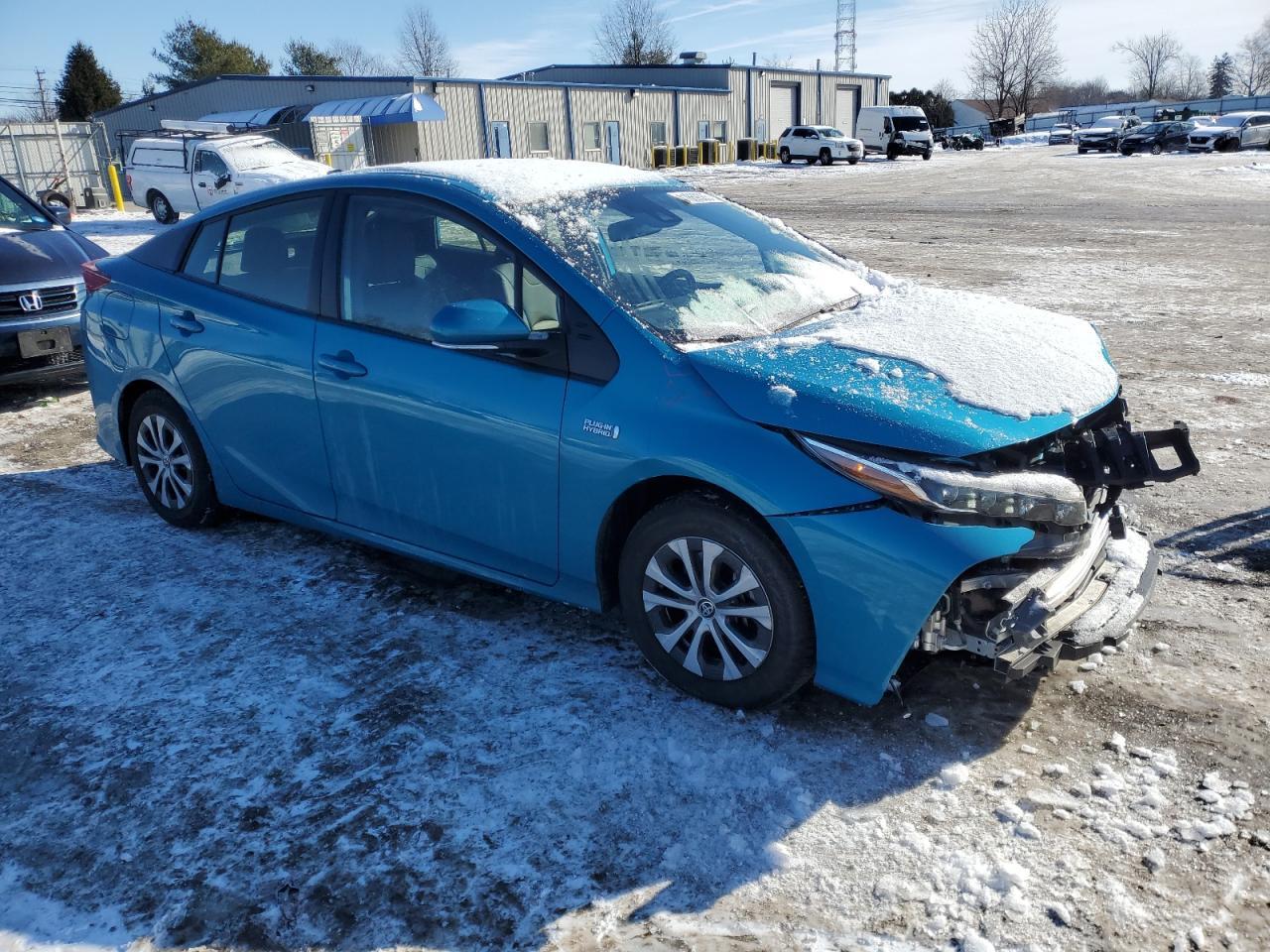 2022 TOYOTA PRIUS PRIM - Image 4