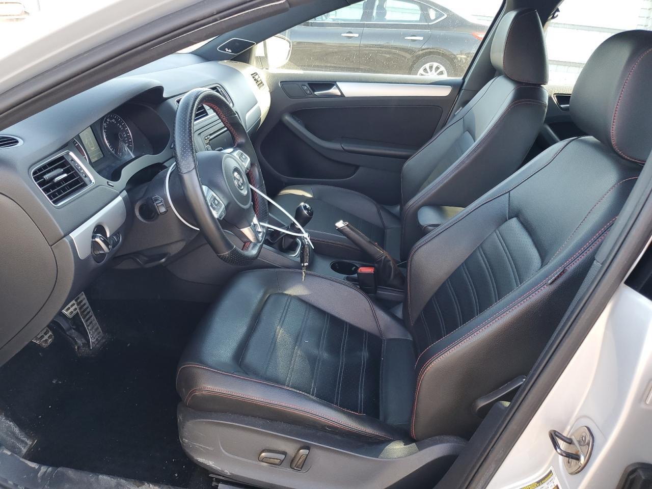 2013 VOLKSWAGEN JETTA GLI - Image 7