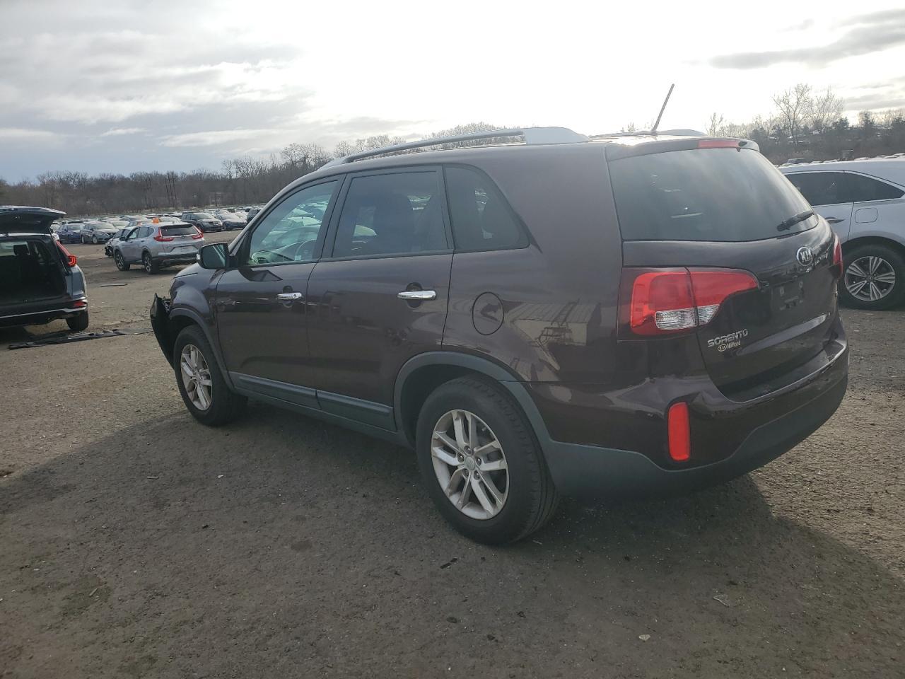 2015 KIA SORENTO LX - Image 2