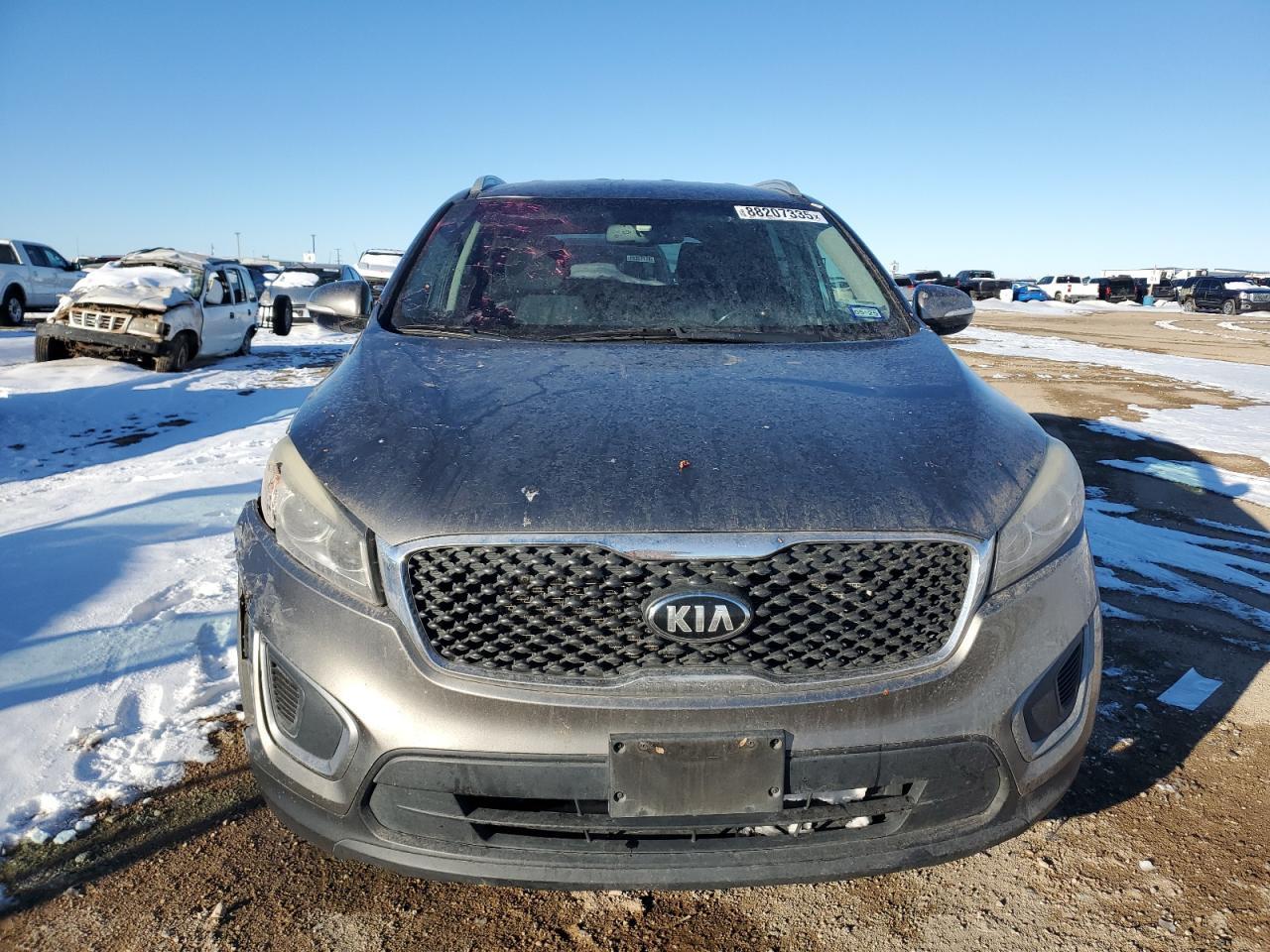 2016 KIA SORENTO LX - Image 5