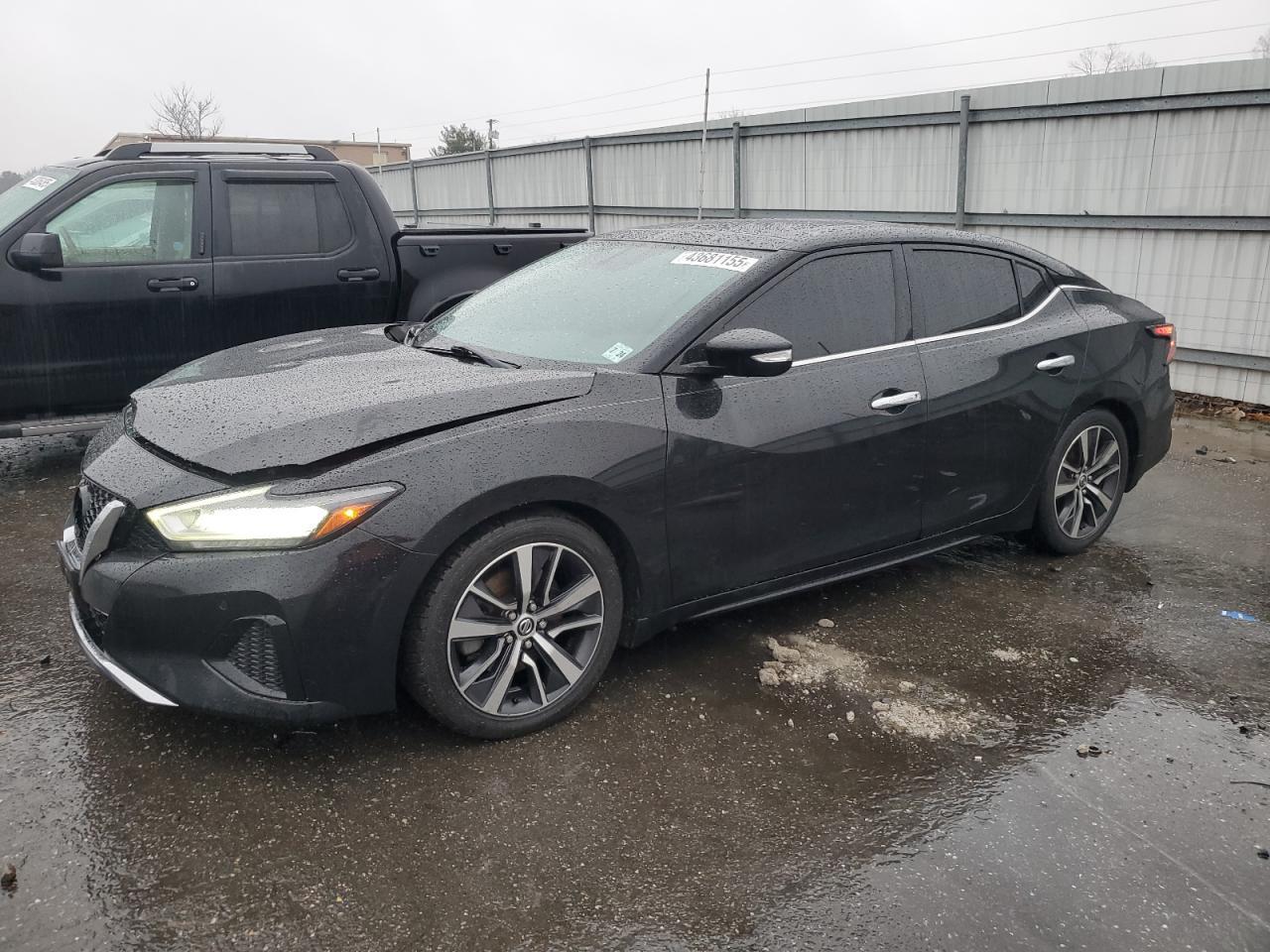 2019 NISSAN MAXIMA S