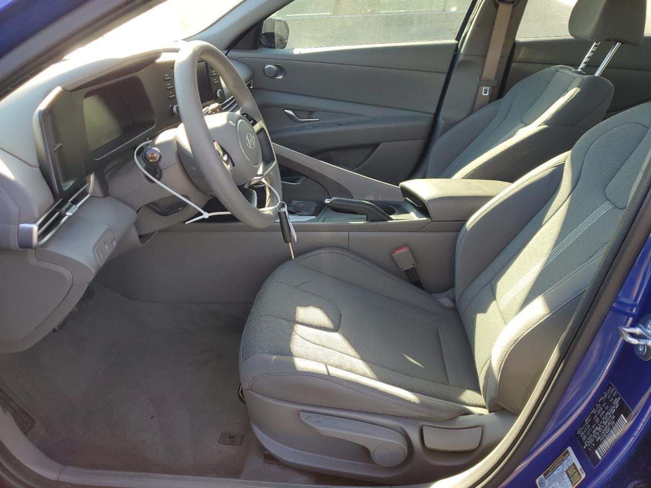 2024 HYUNDAI ELANTRA SE - Фото 7