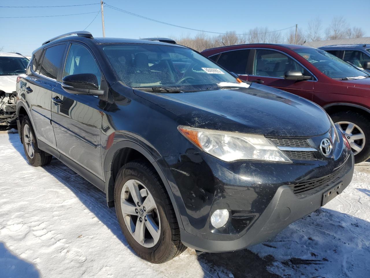 2015 TOYOTA RAV4 XLE - Image 4