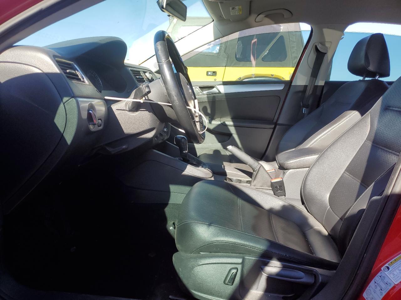 2014 VOLKSWAGEN JETTA SE - Фото 7