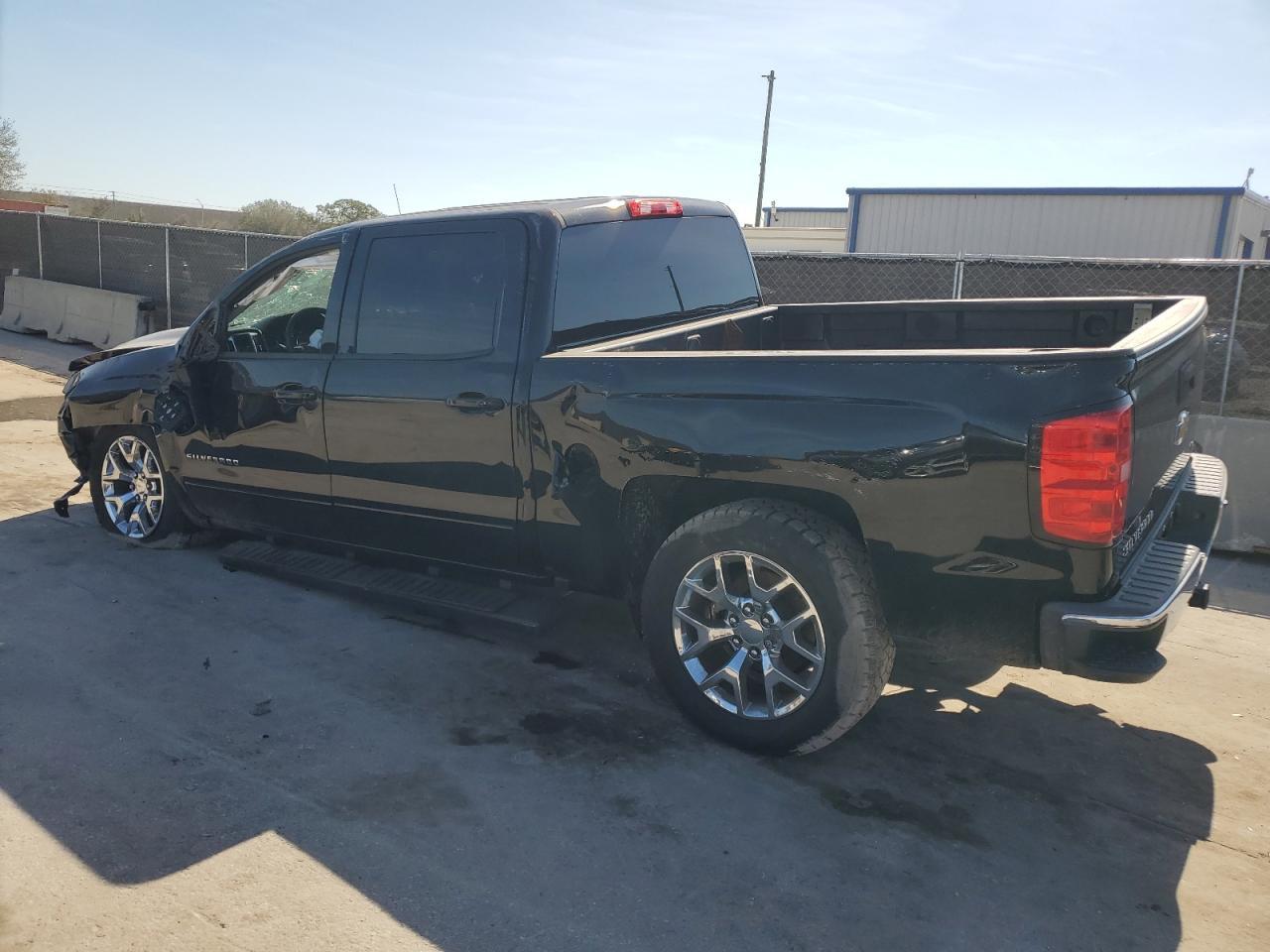 2017 CHEVROLET SILVERADO - Image 2