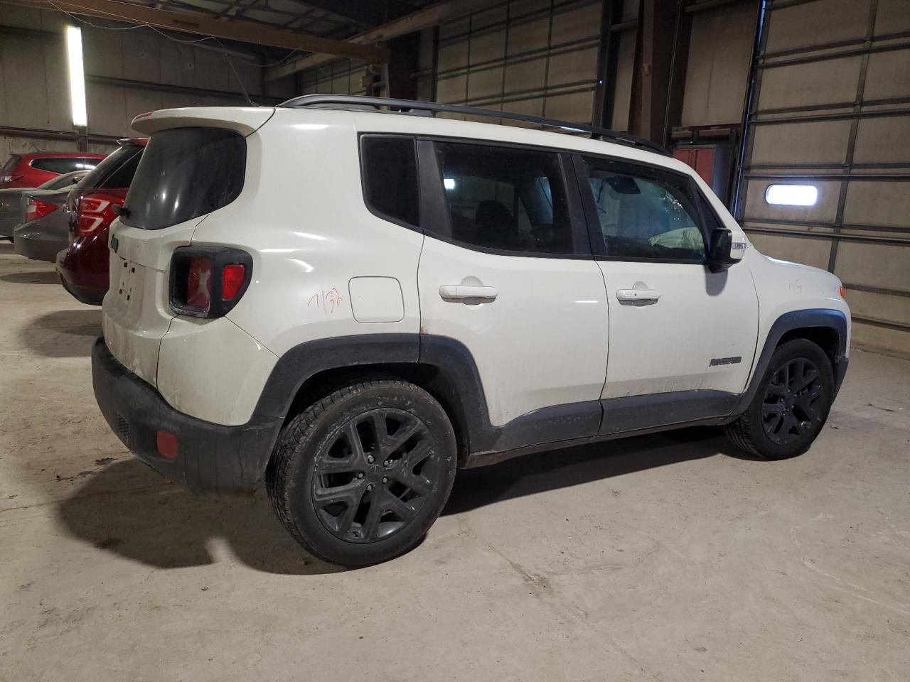 2017 JEEP RENEGADE L - Image 3
