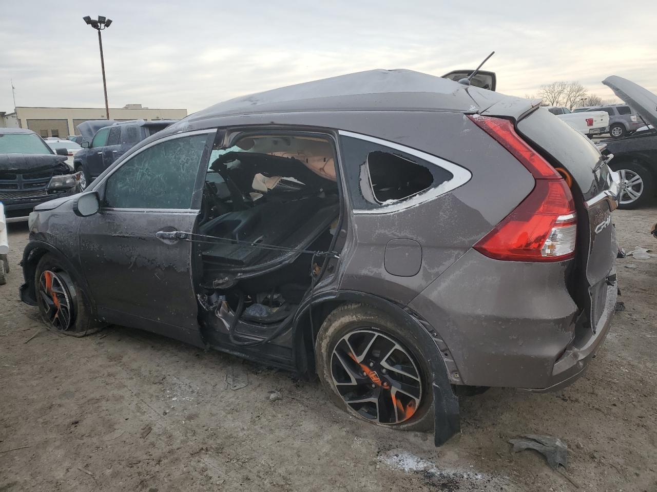 2016 HONDA CR-V SE - Image 2