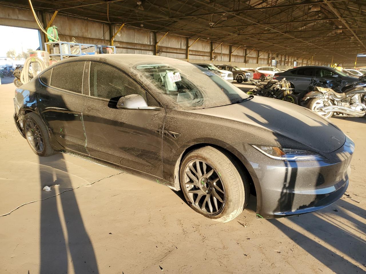 2024 TESLA MODEL 3 - Фото 4