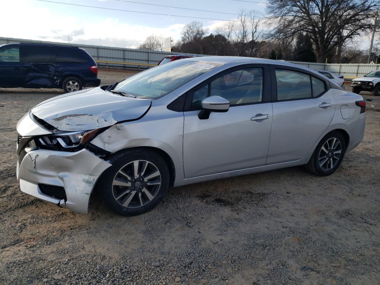2021 NISSAN VERSA SV