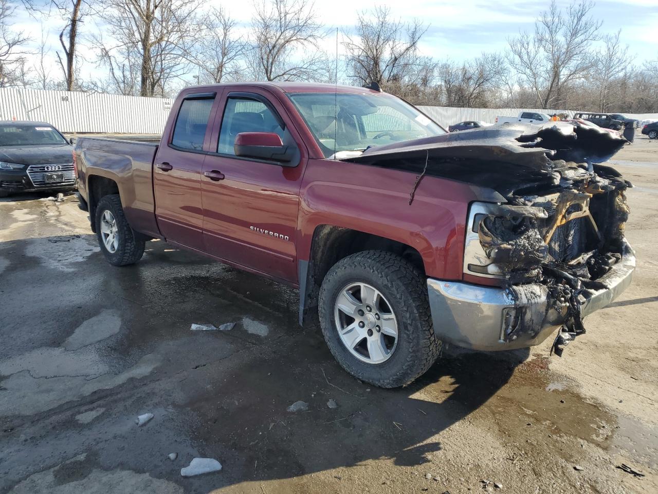 2017 CHEVROLET SILVERADO - Image 4