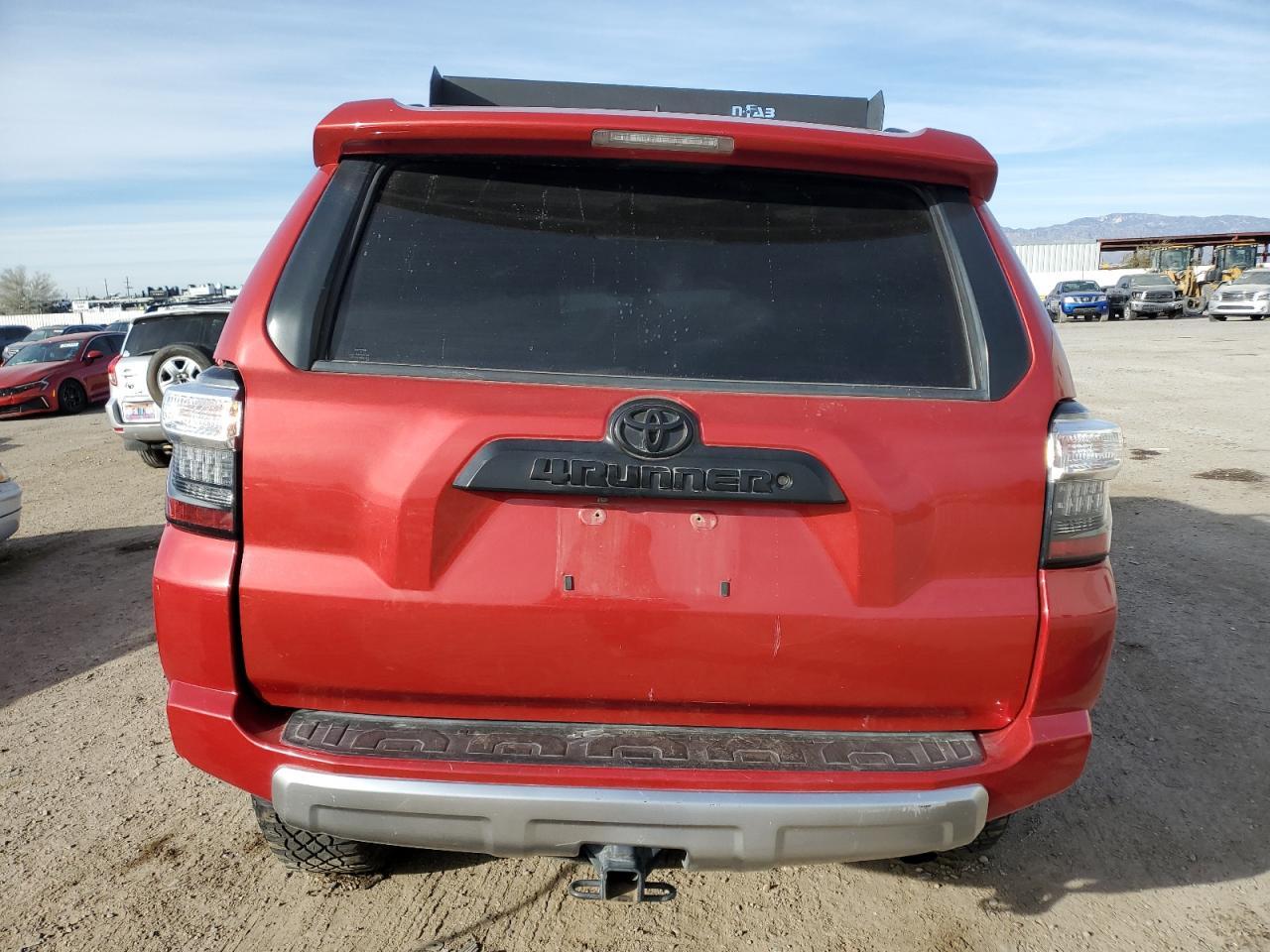 2017 TOYOTA 4RUNNER SR - Фото 6