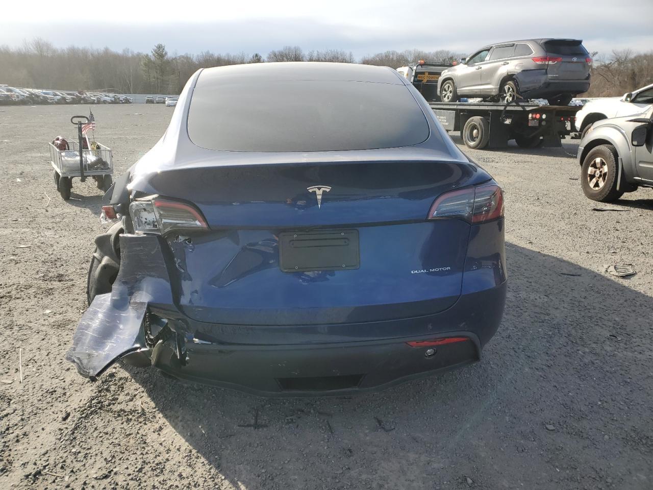 2024 TESLA MODEL Y - Image 6