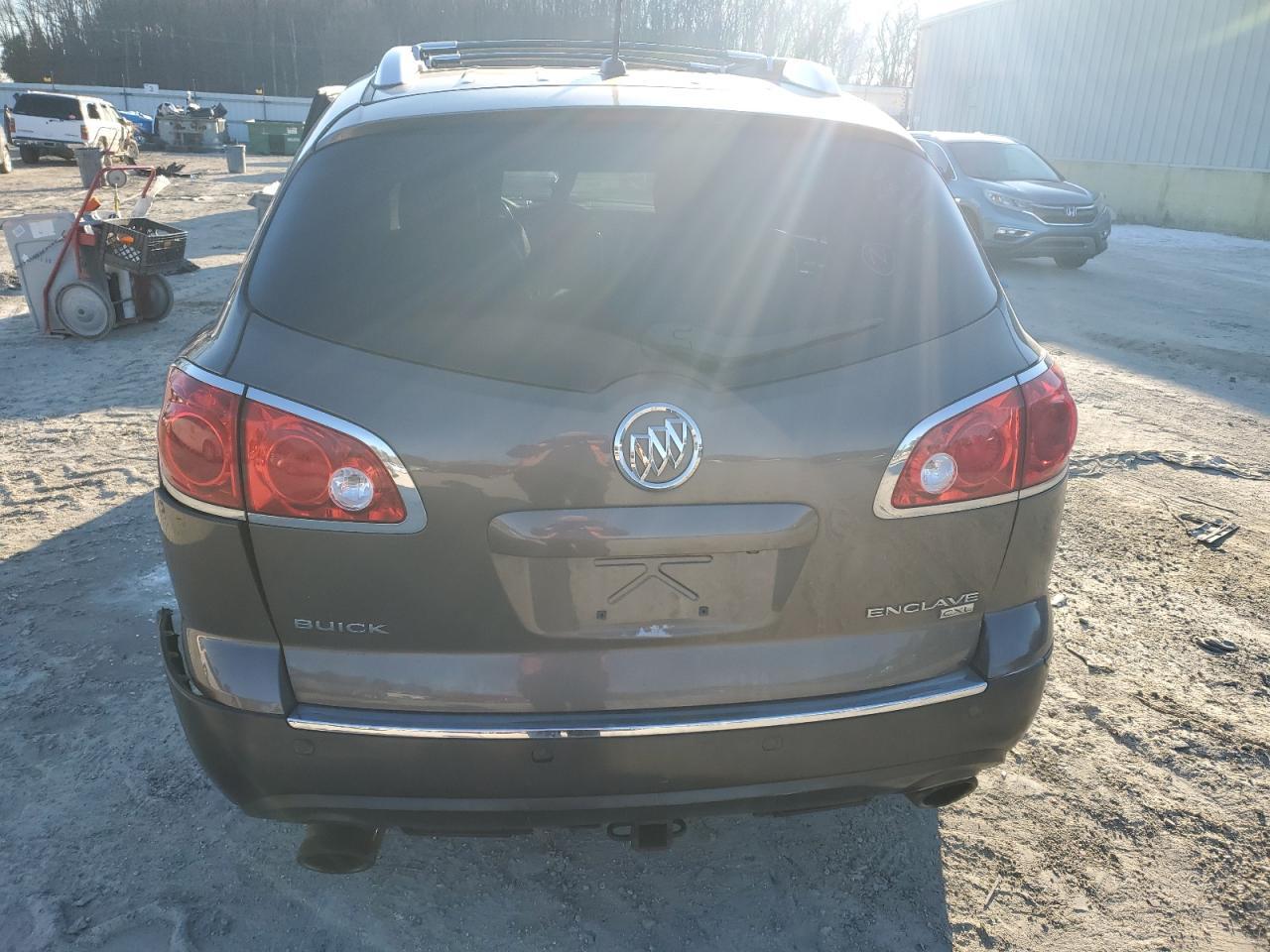 2011 BUICK ENCLAVE CX - Фото 6