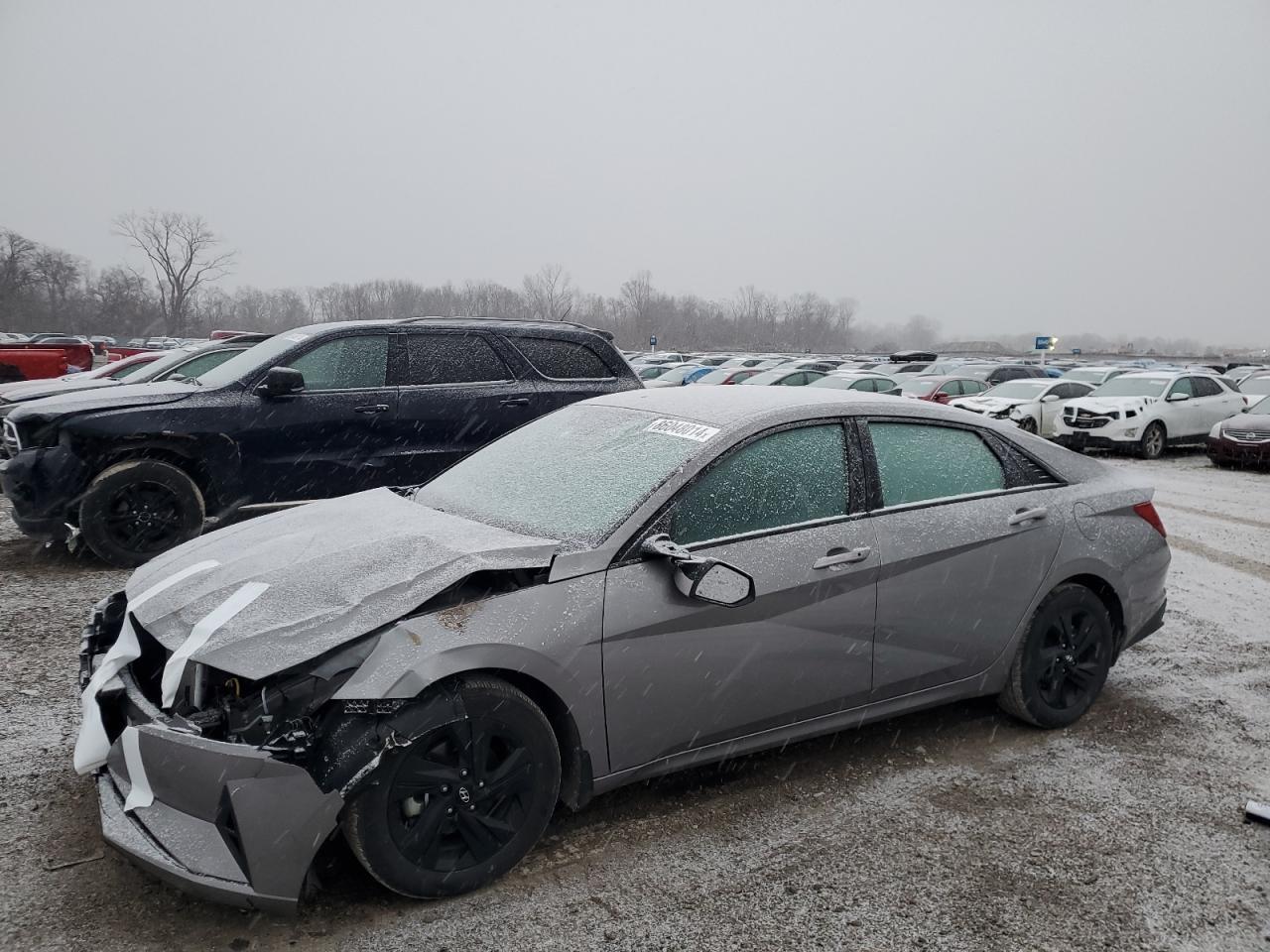 2023 HYUNDAI ELANTRA SE