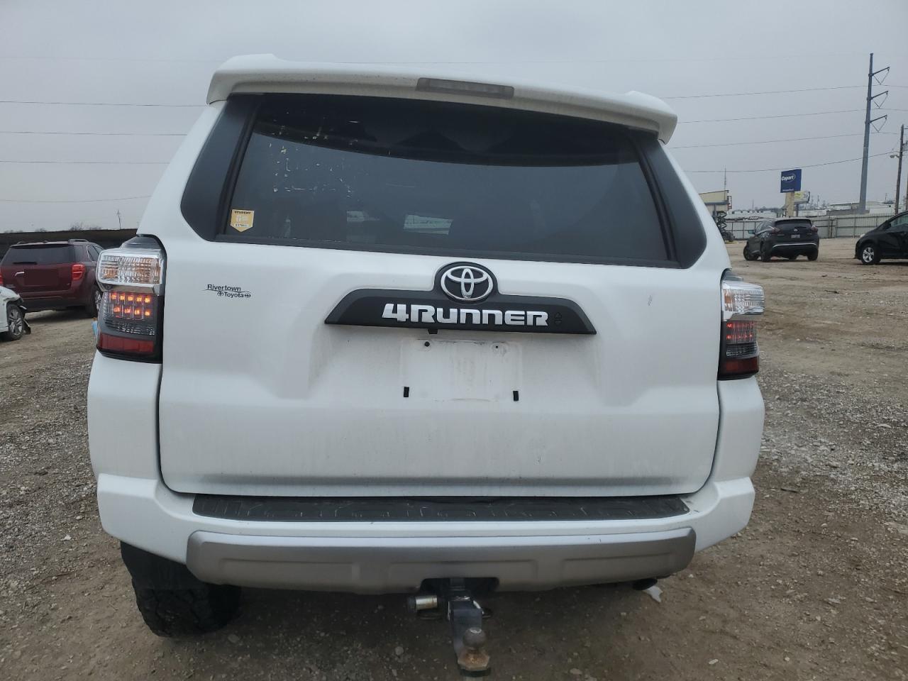2024 TOYOTA 4RUNNER SR - Image 6