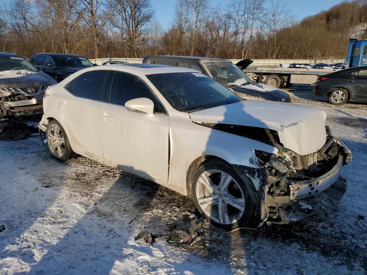 2018 LEXUS IS 300 - Фото 4