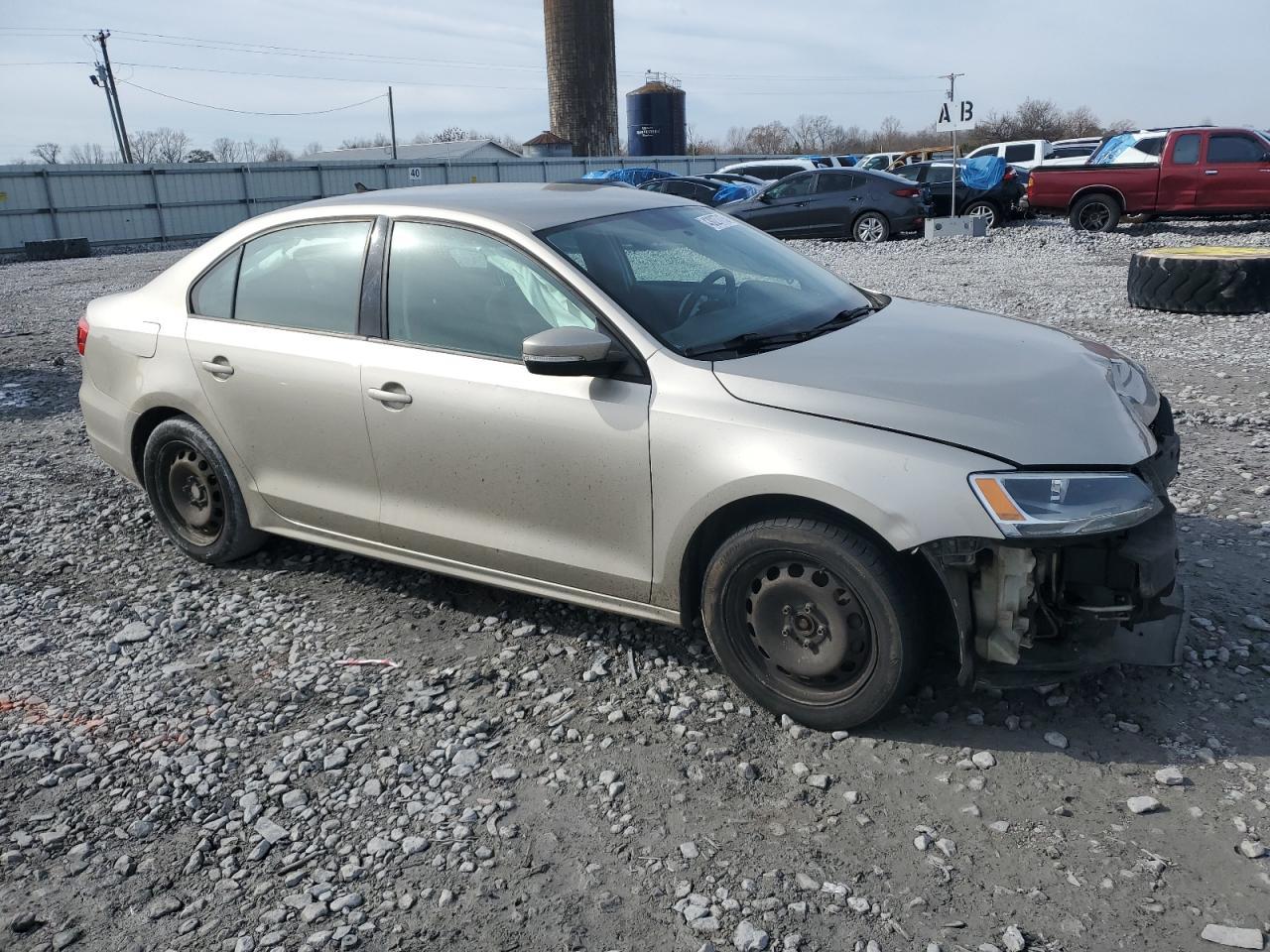 2014 VOLKSWAGEN JETTA SE - Фото 4