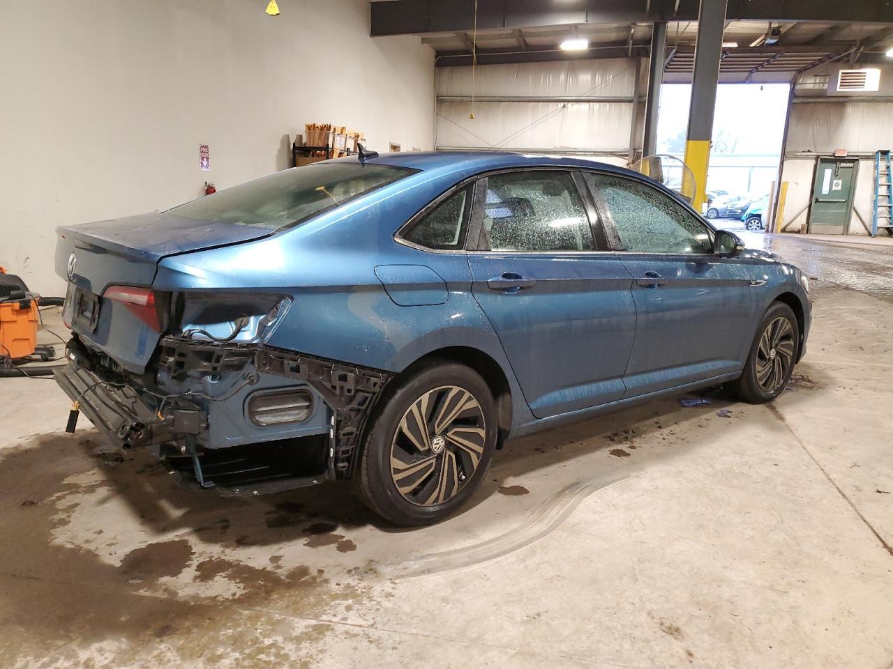 2019 VOLKSWAGEN JETTA SEL - Image 3