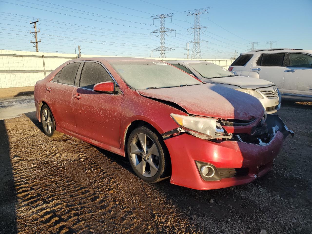 2014 TOYOTA CAMRY L - Image 4