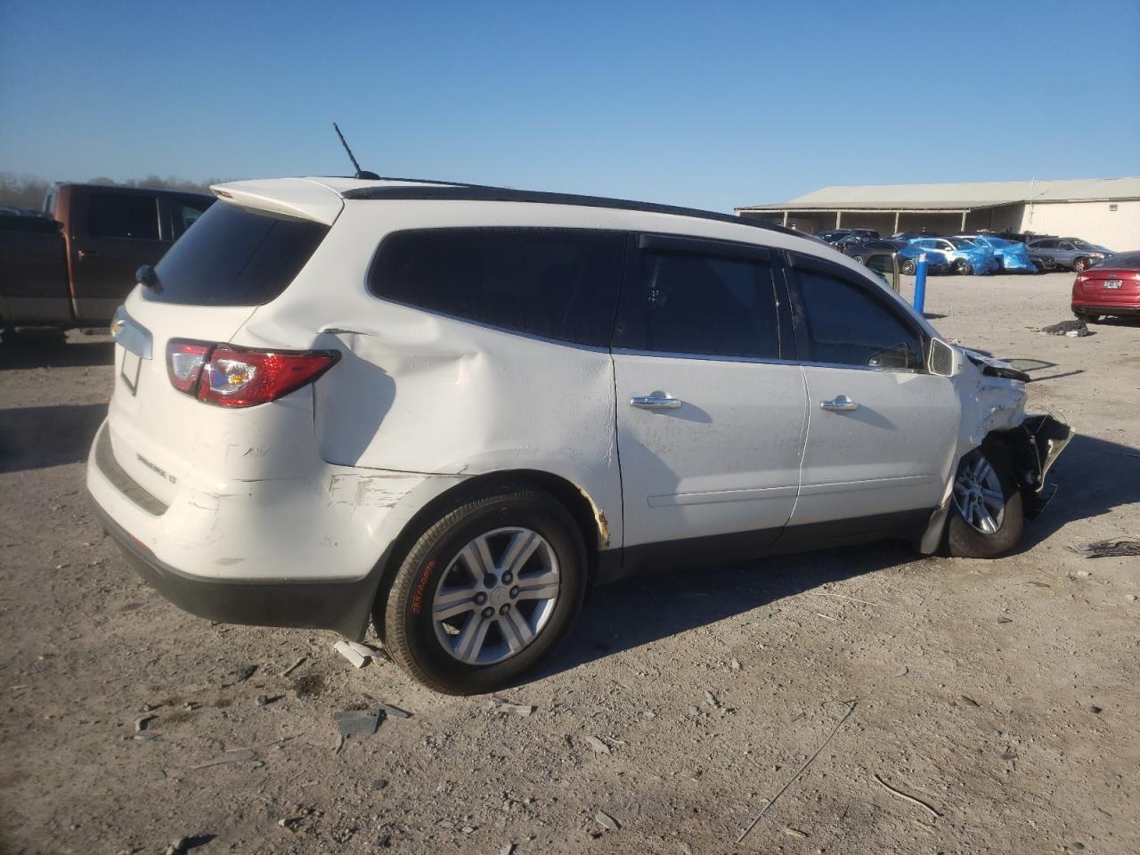2014 CHEVROLET TRAVERSE L - Image 3