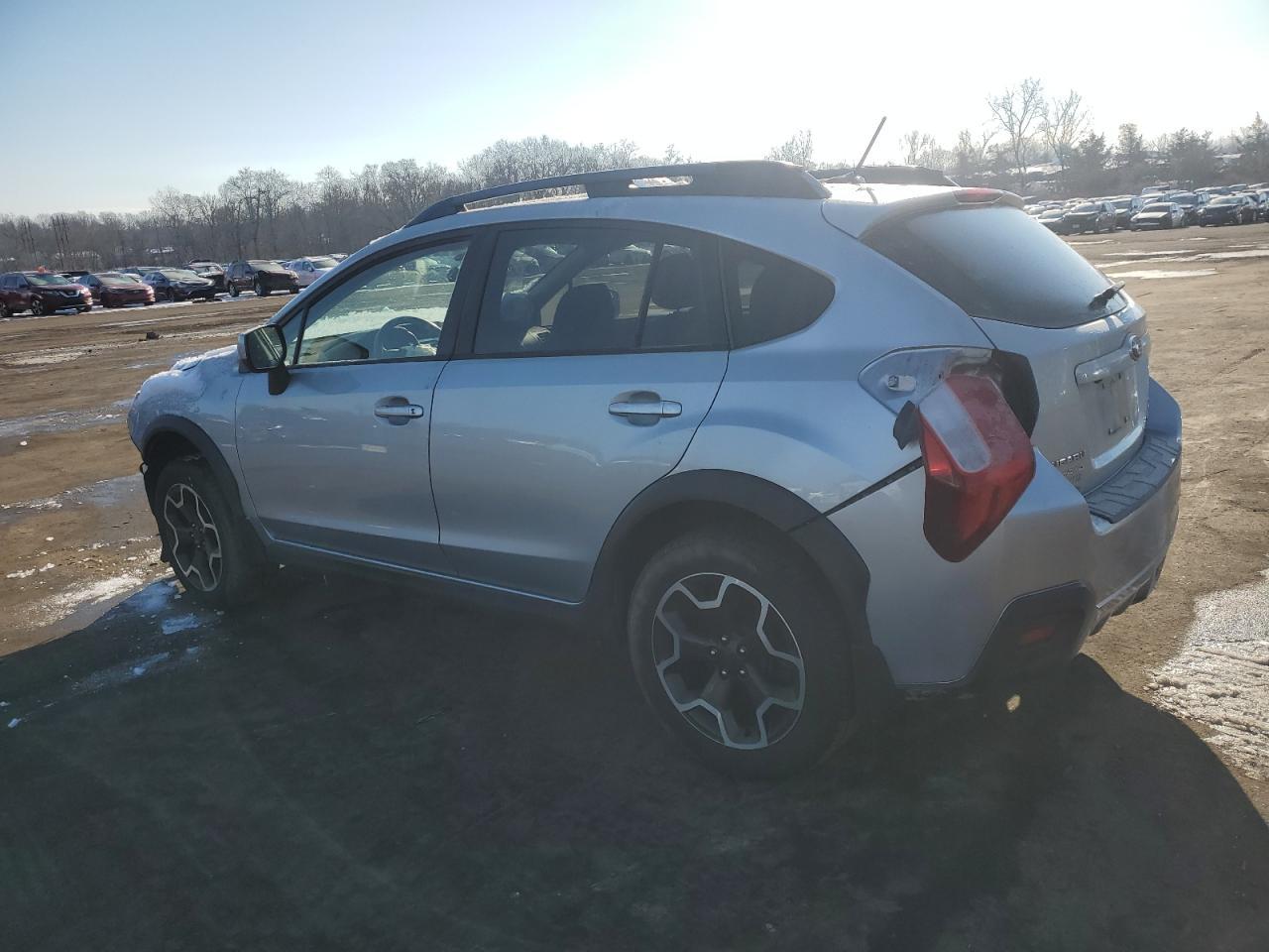 2013 SUBARU XV CROSSTR - Image 2