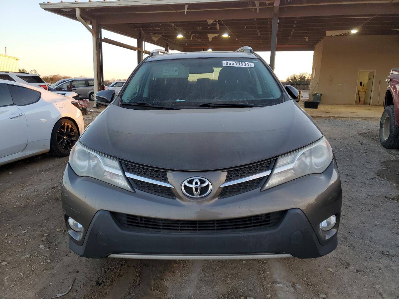 2015 TOYOTA RAV4 XLE - Фото 5