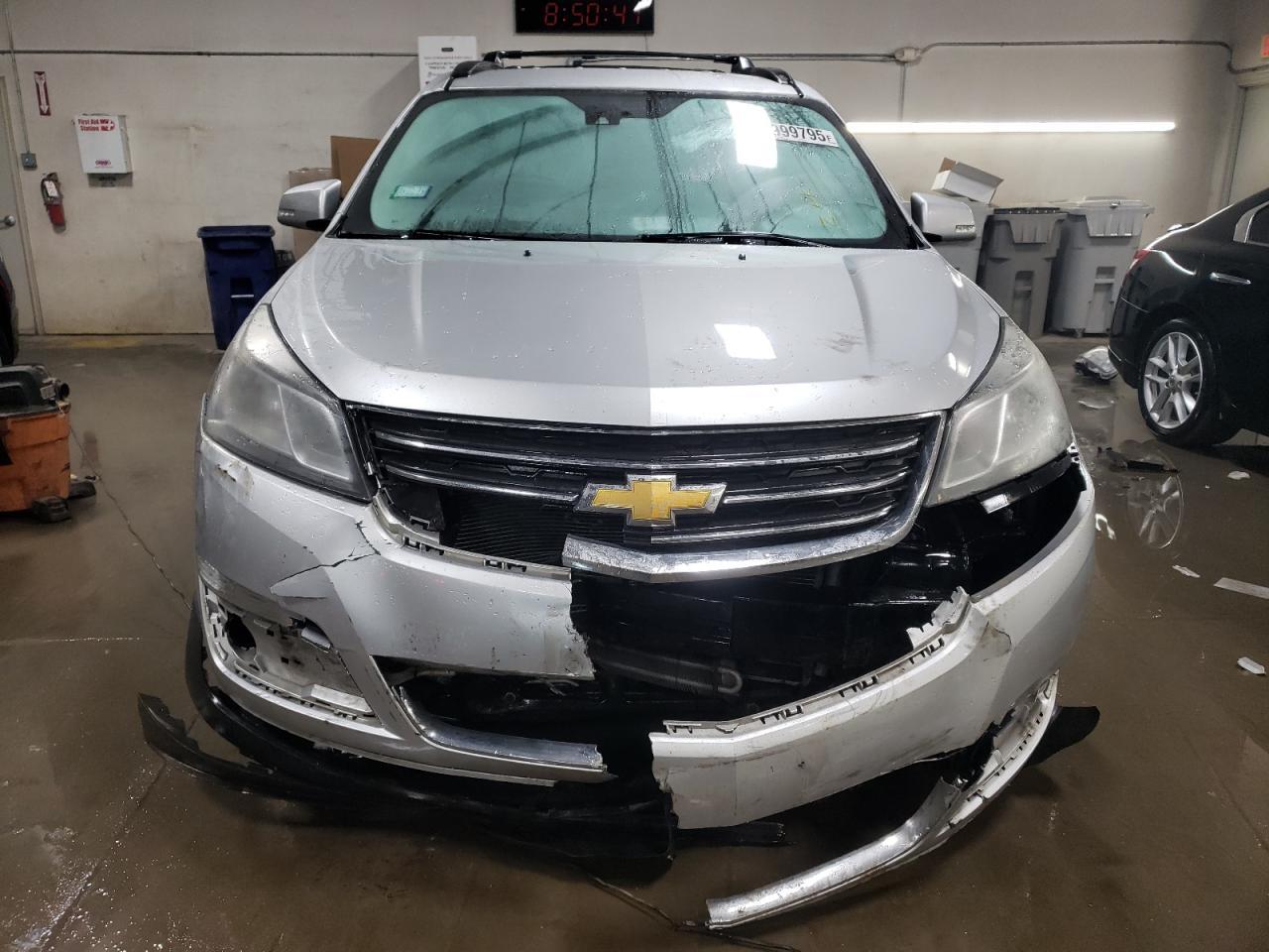 2015 CHEVROLET TRAVERSE L - Фото 5