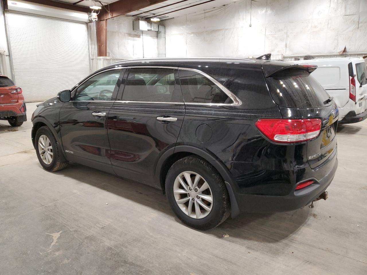 2017 KIA SORENTO LX - Фото 2