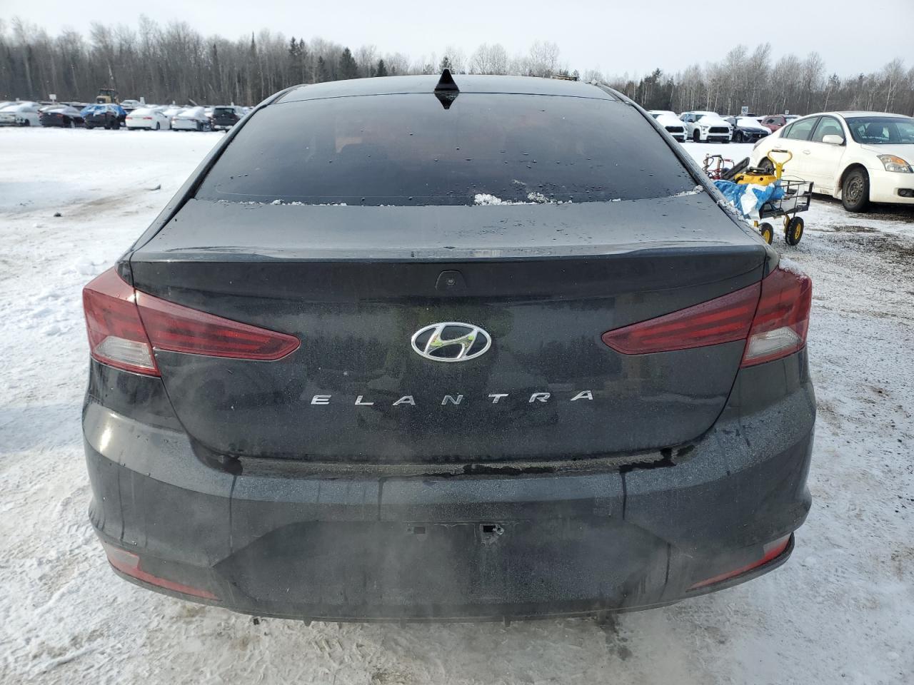 2019 HYUNDAI ELANTRA SE - Фото 6