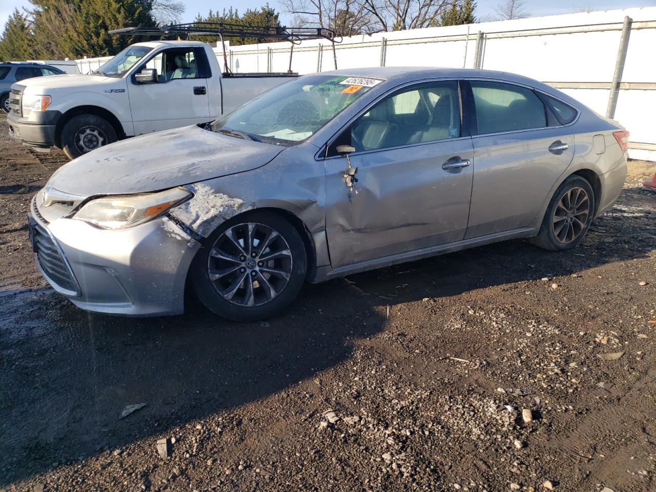 2016 TOYOTA AVALON XLE