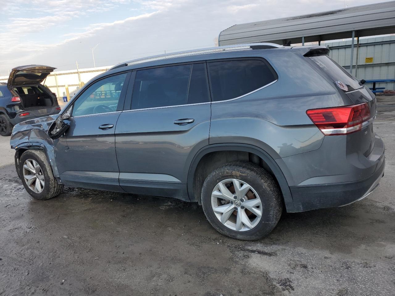 2019 VOLKSWAGEN ATLAS SE - Фото 2