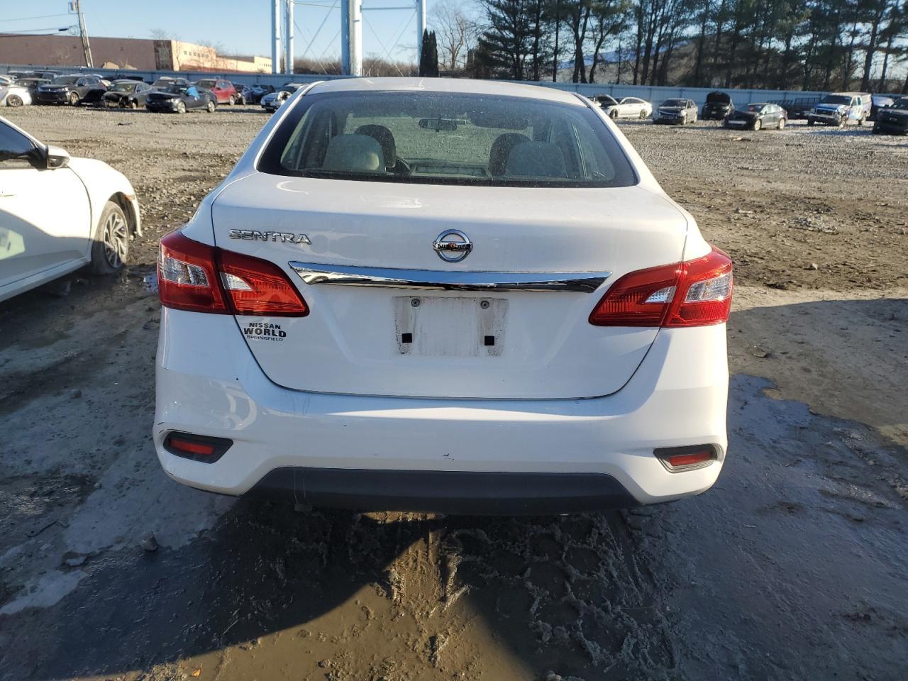 2017 NISSAN SENTRA S - Фото 6