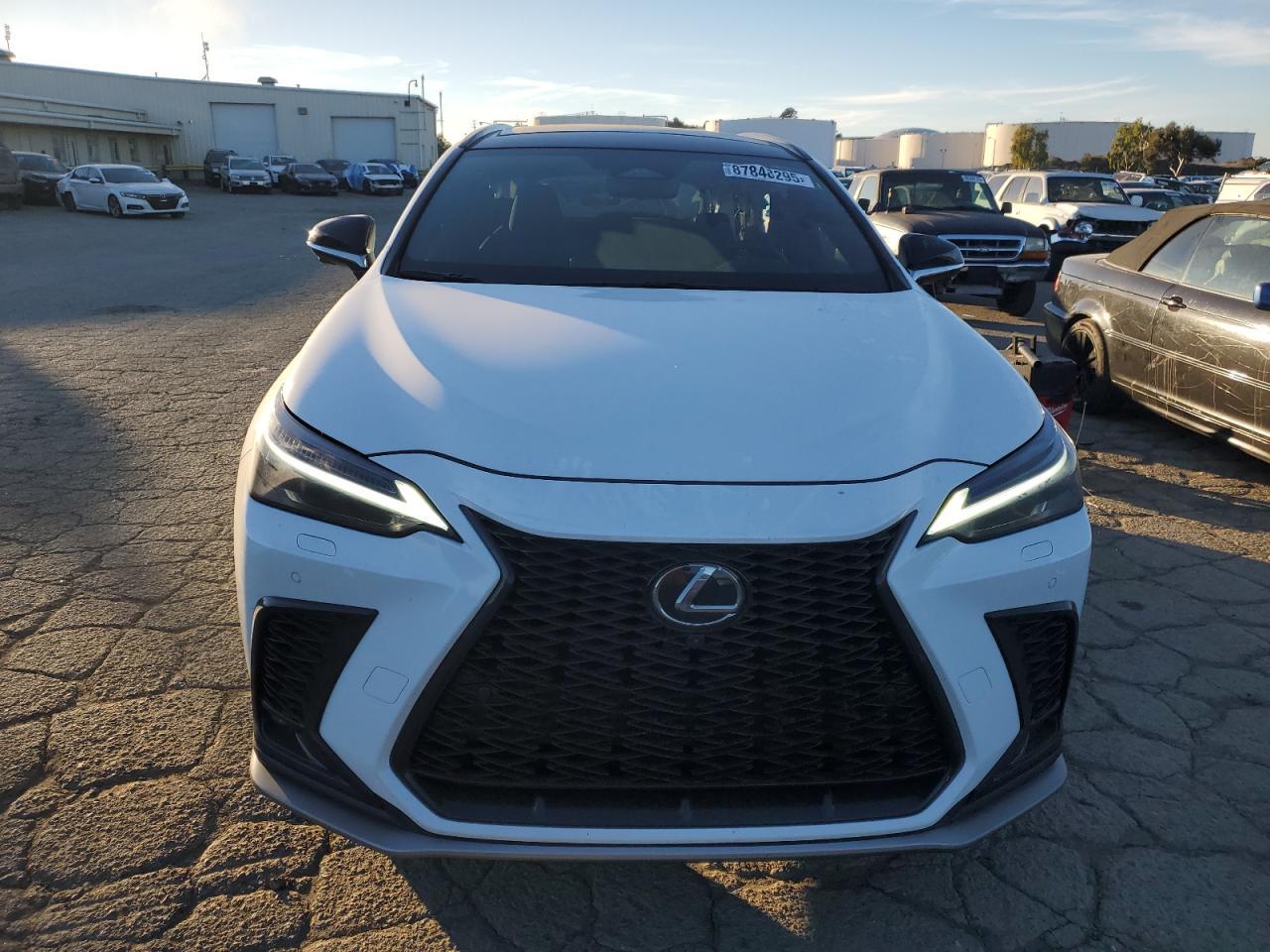 2024 LEXUS NX 350 LUX - Image 5