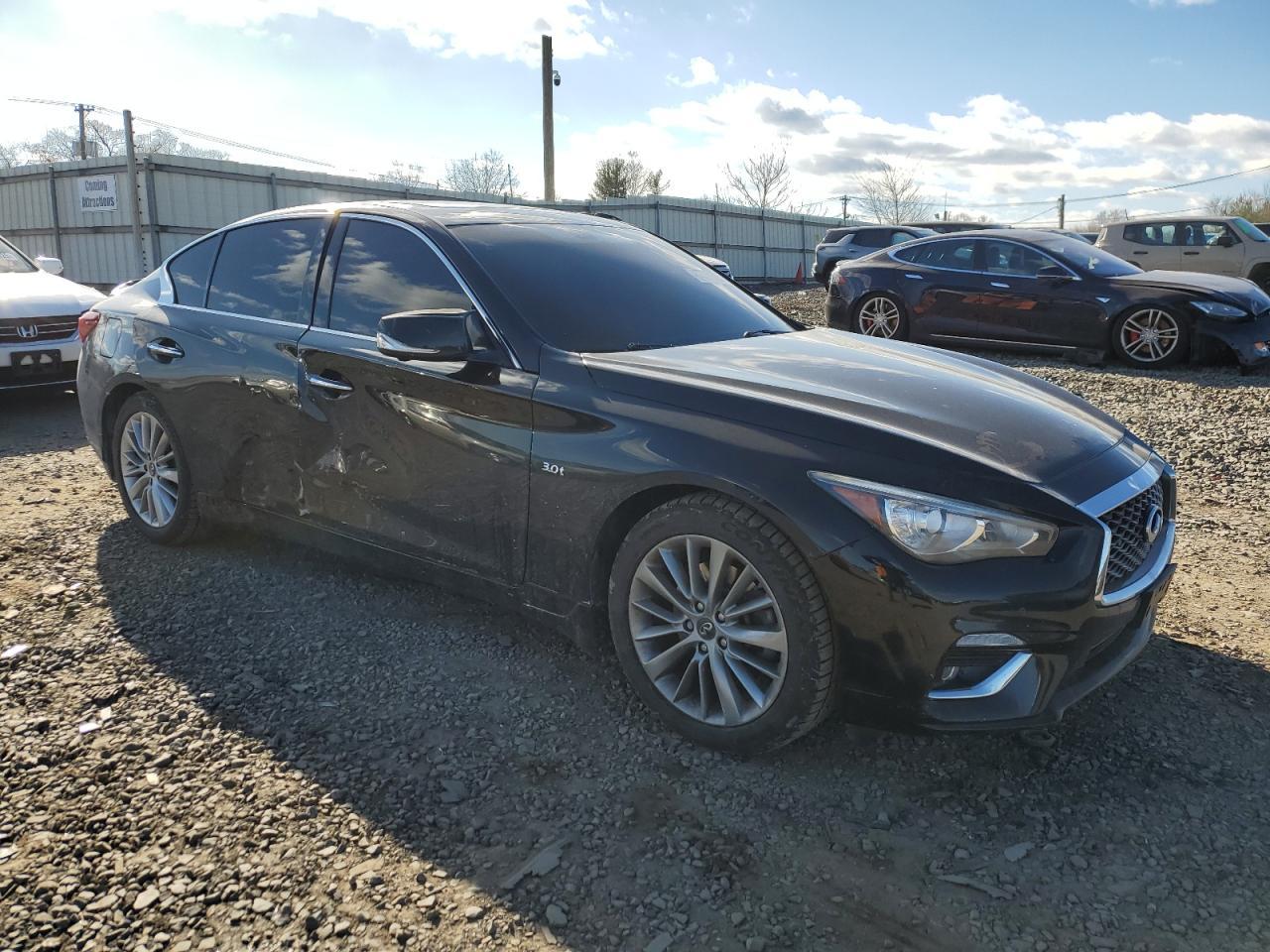 2018 INFINITI Q50 LUXE - Image 4