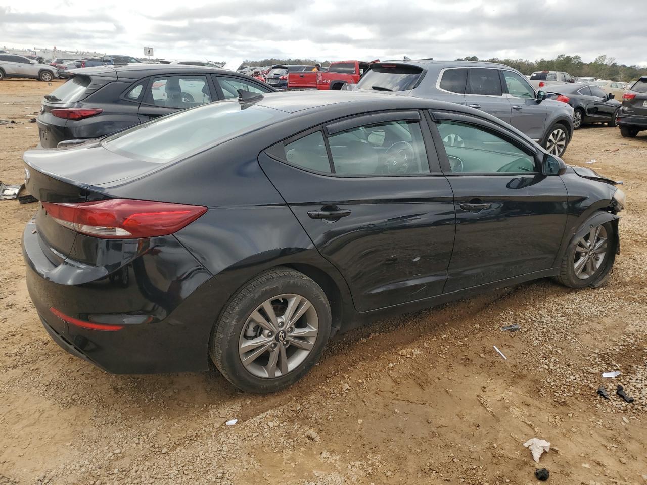 2018 HYUNDAI ELANTRA SE - Фото 3