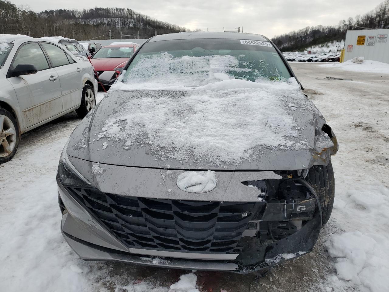 2023 HYUNDAI ELANTRA SE - Image 5