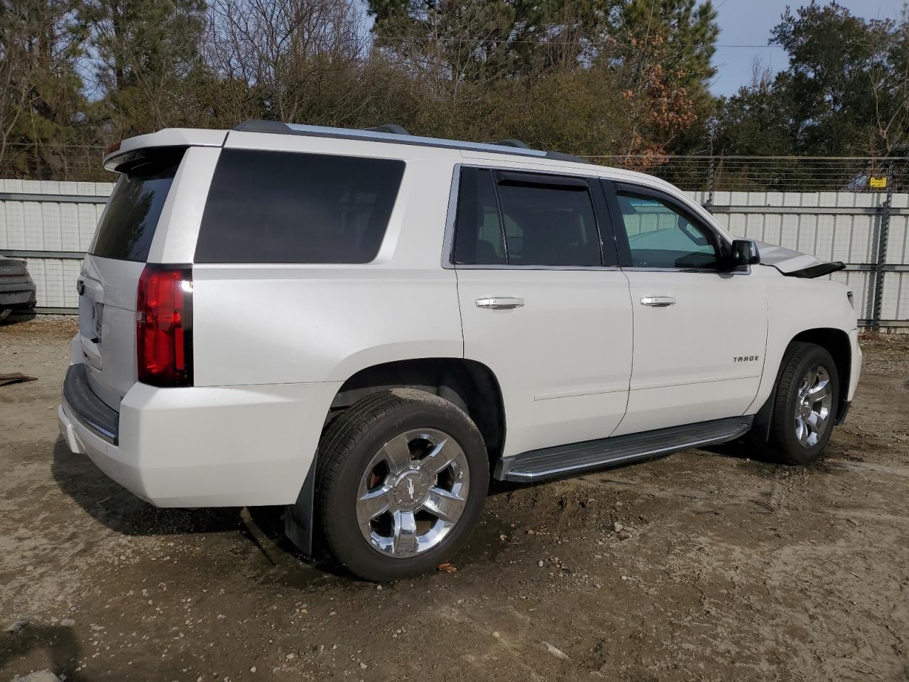 2017 CHEVROLET TAHOE K150 - Фото 3