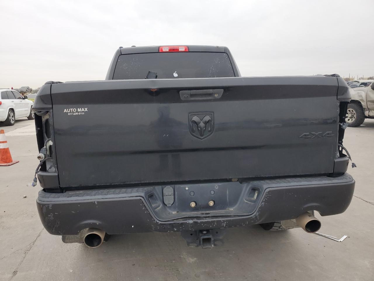 2017 RAM 1500 ST - Фото 6