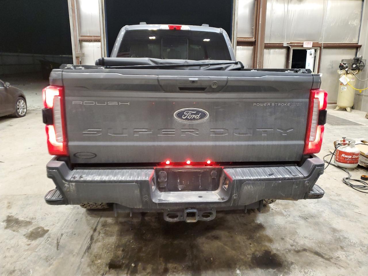 2024 FORD F250 SUPER - Image 6