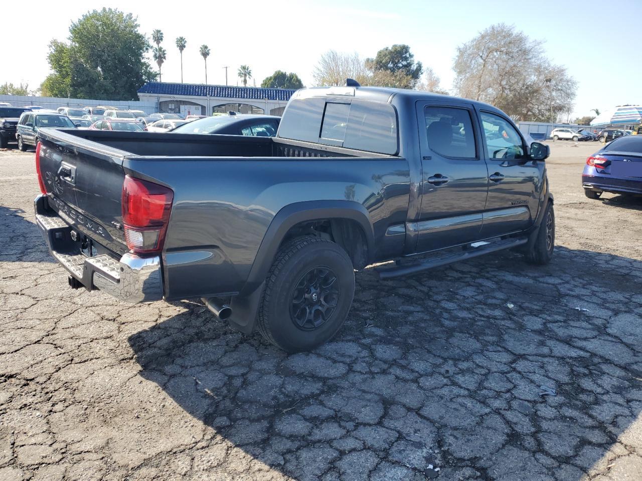 2023 TOYOTA TACOMA DOU - Фото 3