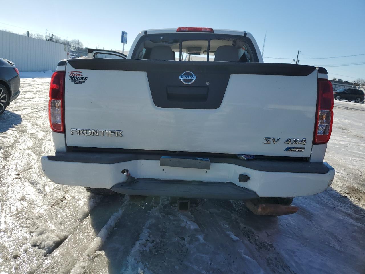 2017 NISSAN FRONTIER S - Image 6