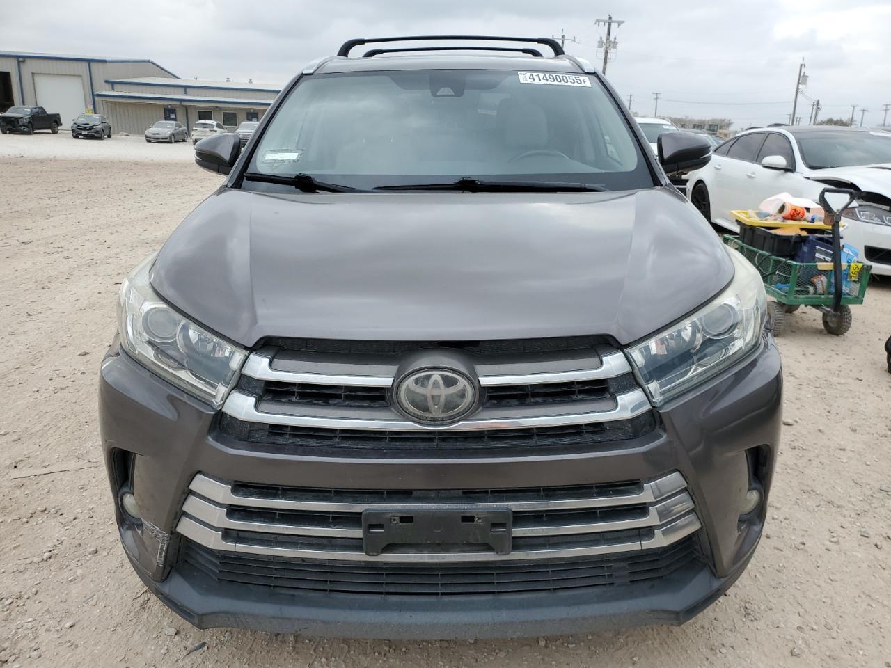 2018 TOYOTA HIGHLANDER - Image 5