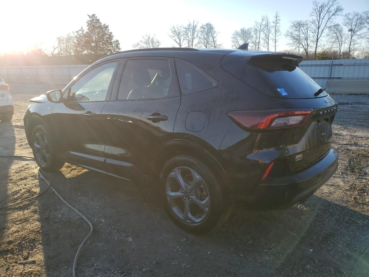 2023 FORD ESCAPE ST - Image 2