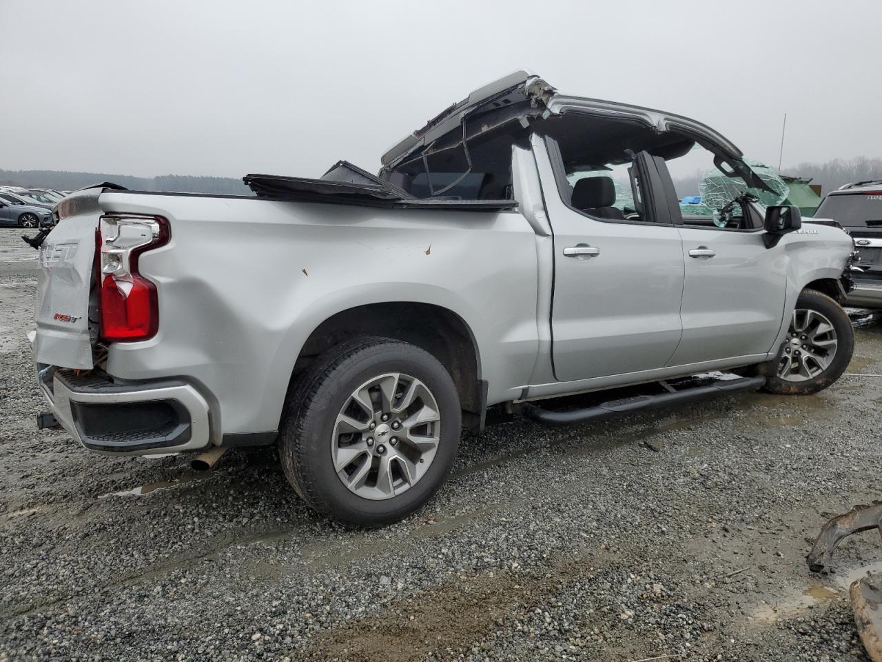 2019 CHEVROLET SILVERADO - Фото 3