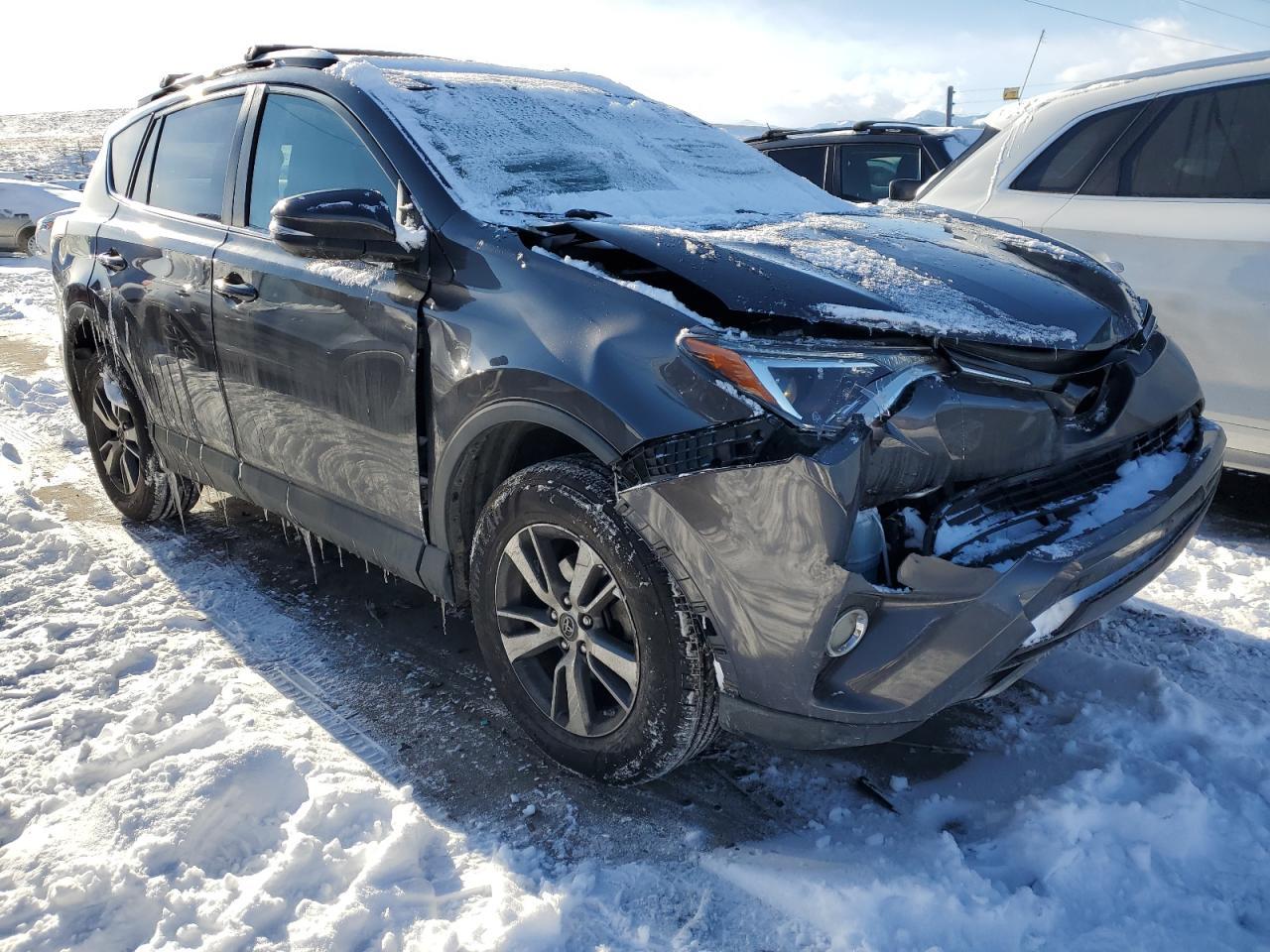 2016 TOYOTA RAV4 XLE - Image 4