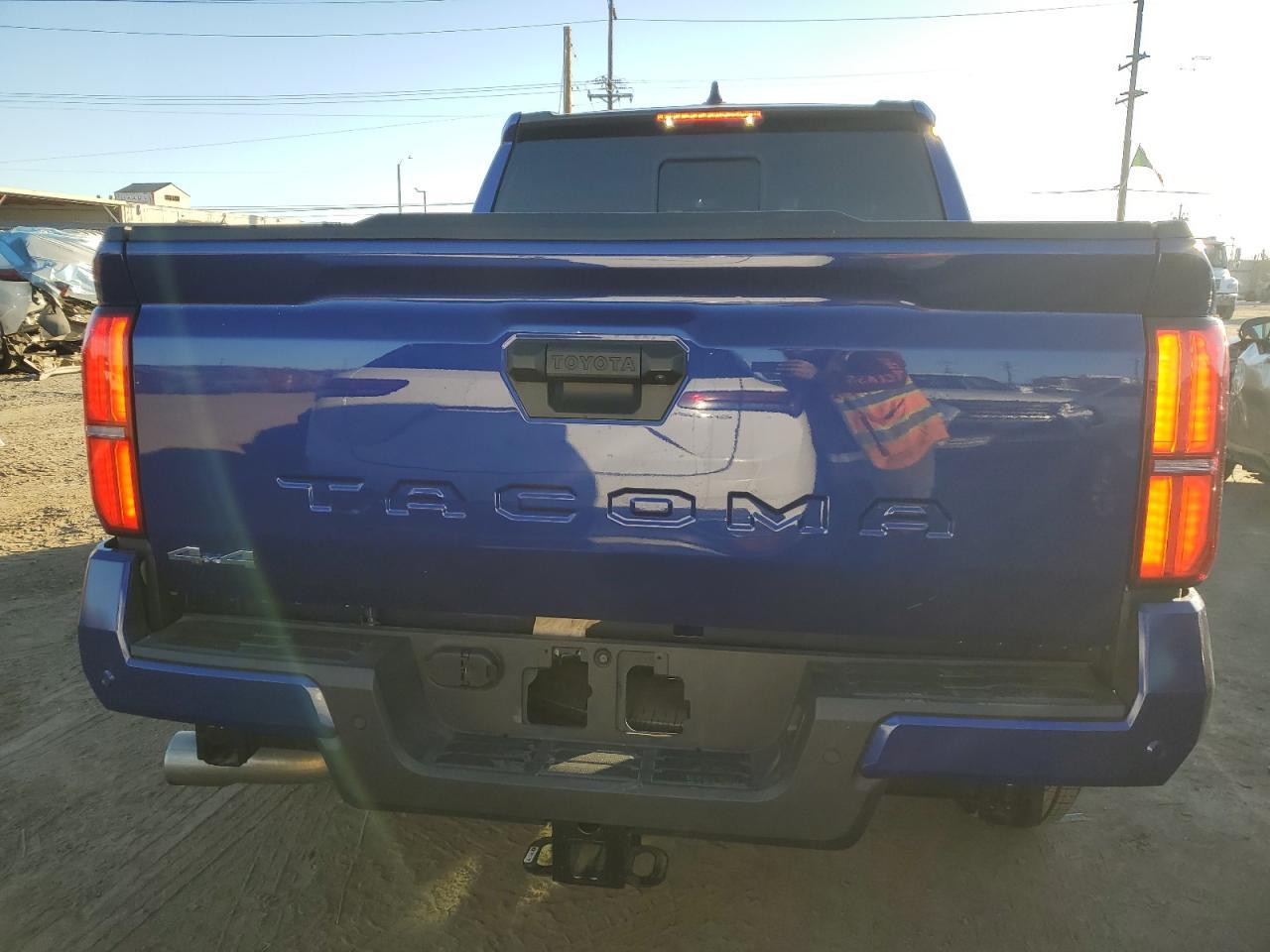2024 TOYOTA TACOMA DOU - Фото 6